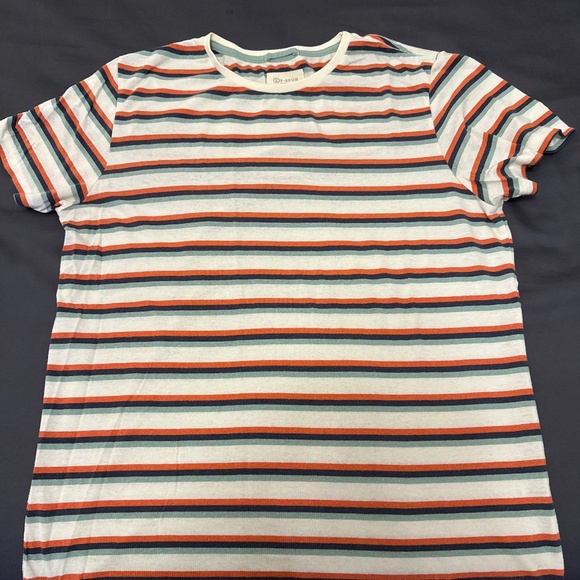 Retro Tshirt - Picture 1 of 1